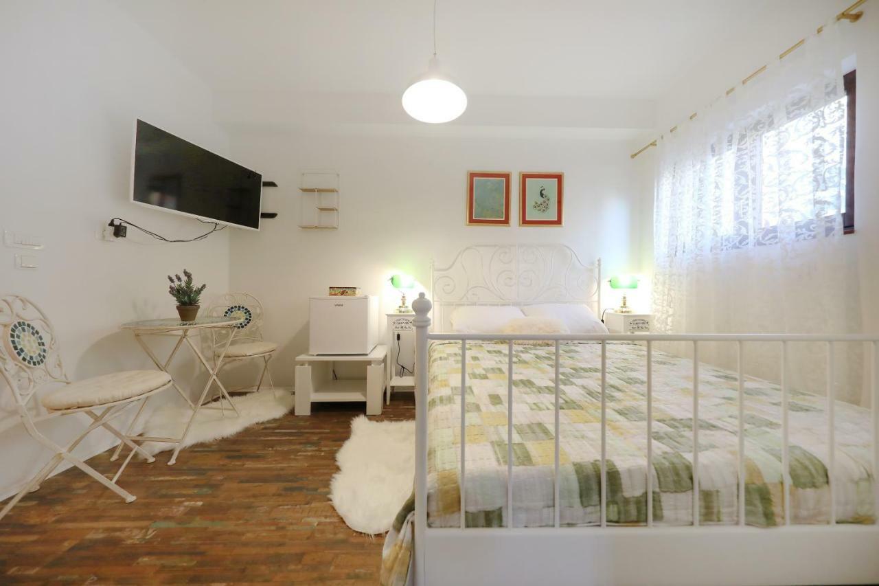 Apartments And A Room Ina Zadar Exterior foto